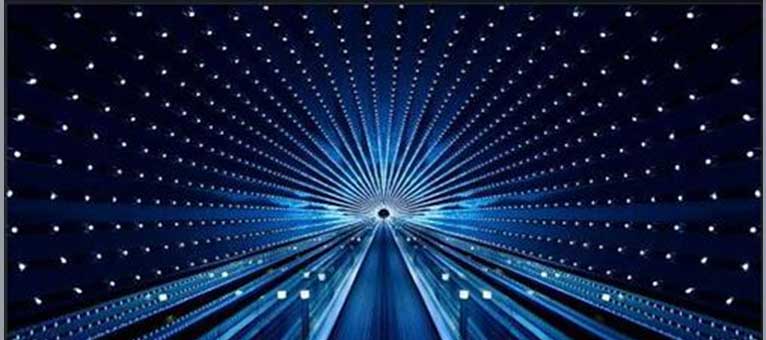Samsung Gözlüksüz 3D Endüstriyel Ekranını Tanıttı