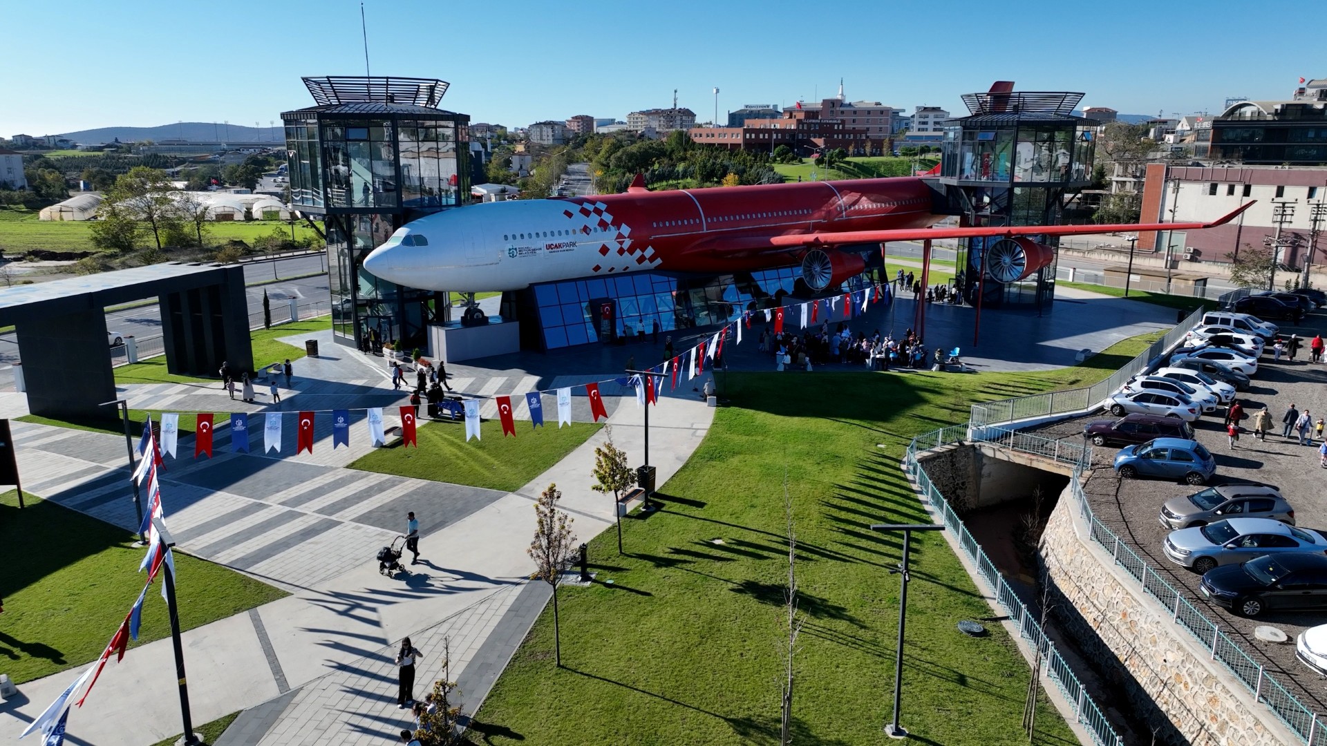 UçakPark 3 Ayda 100 Bin Ziyaretçiyi Ağırladı